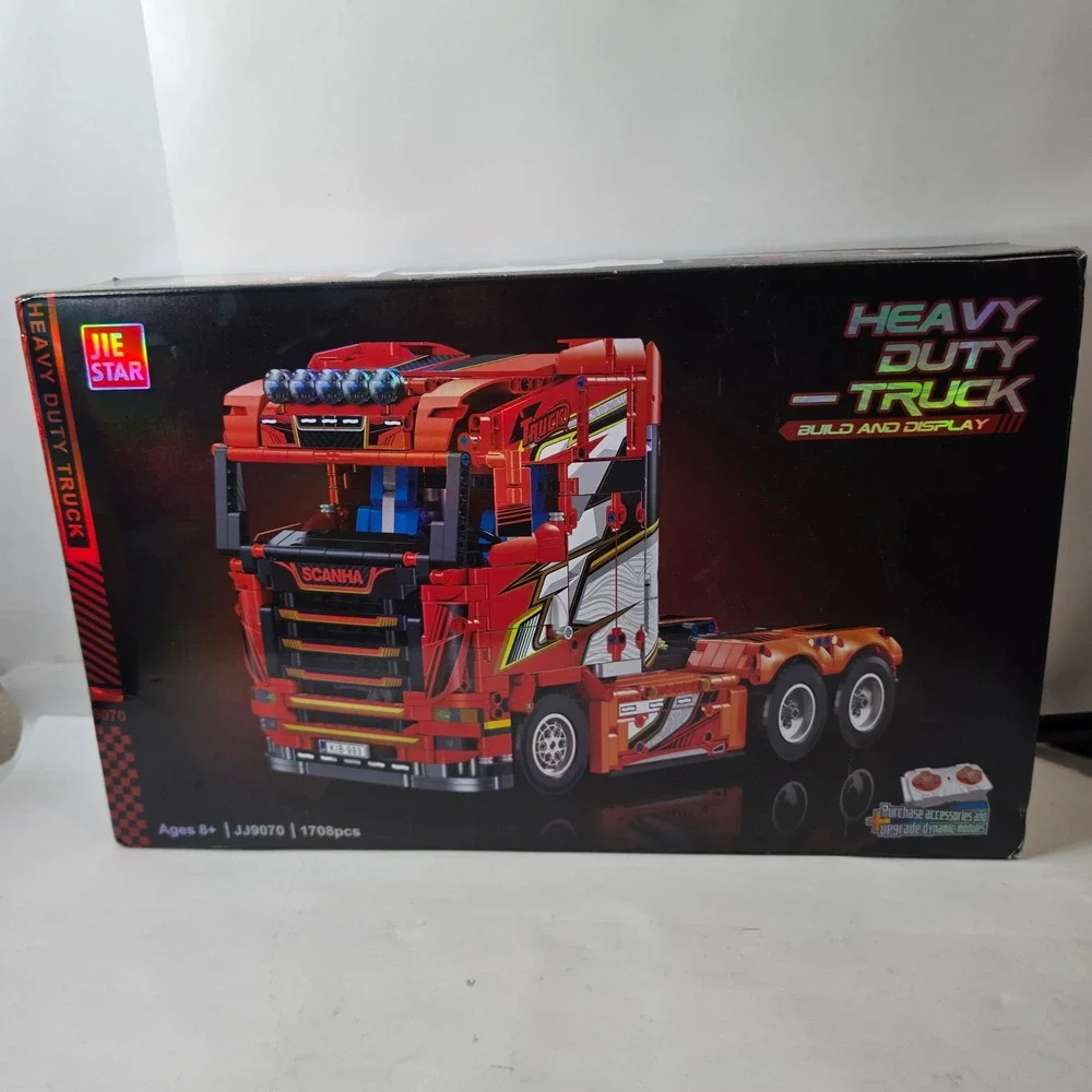 Jie Star Heavy Duty Truck Building Block Set JJ9070 1708pcs Red Semi Model NEW